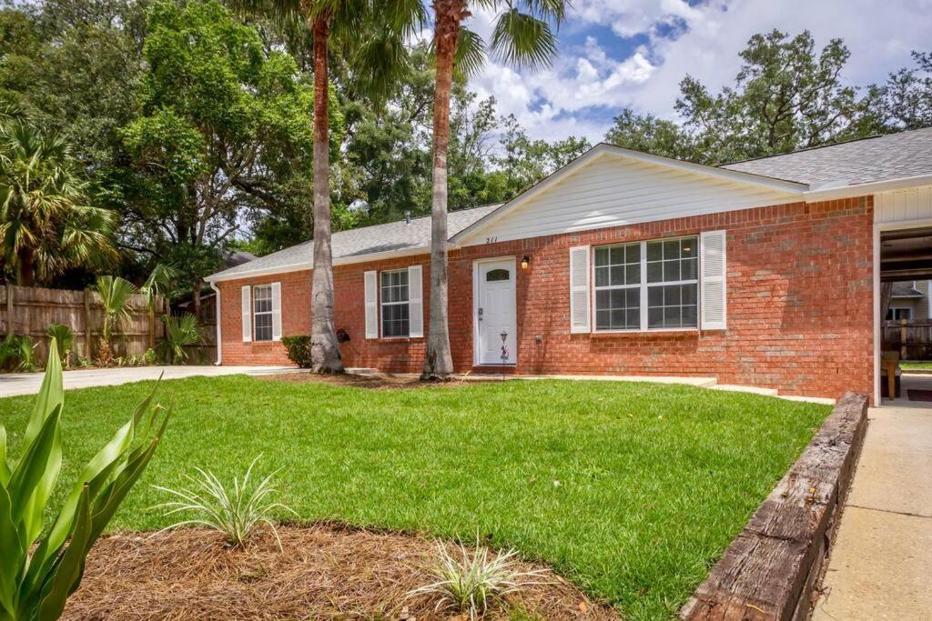 Life'S A Breeze - Updated 3Br 5Min To Pcola Beach Gulf Breeze Extérieur photo
