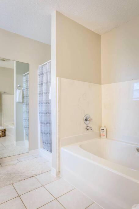 Life'S A Breeze - Updated 3Br 5Min To Pcola Beach Gulf Breeze Extérieur photo