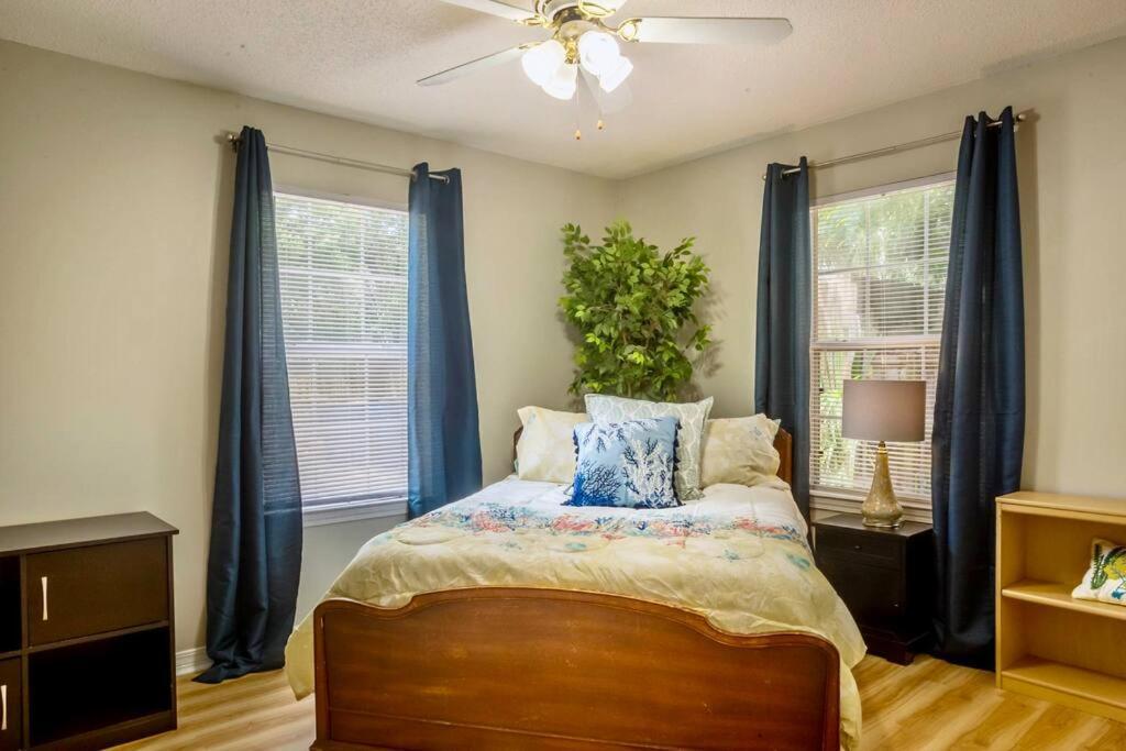 Life'S A Breeze - Updated 3Br 5Min To Pcola Beach Gulf Breeze Extérieur photo
